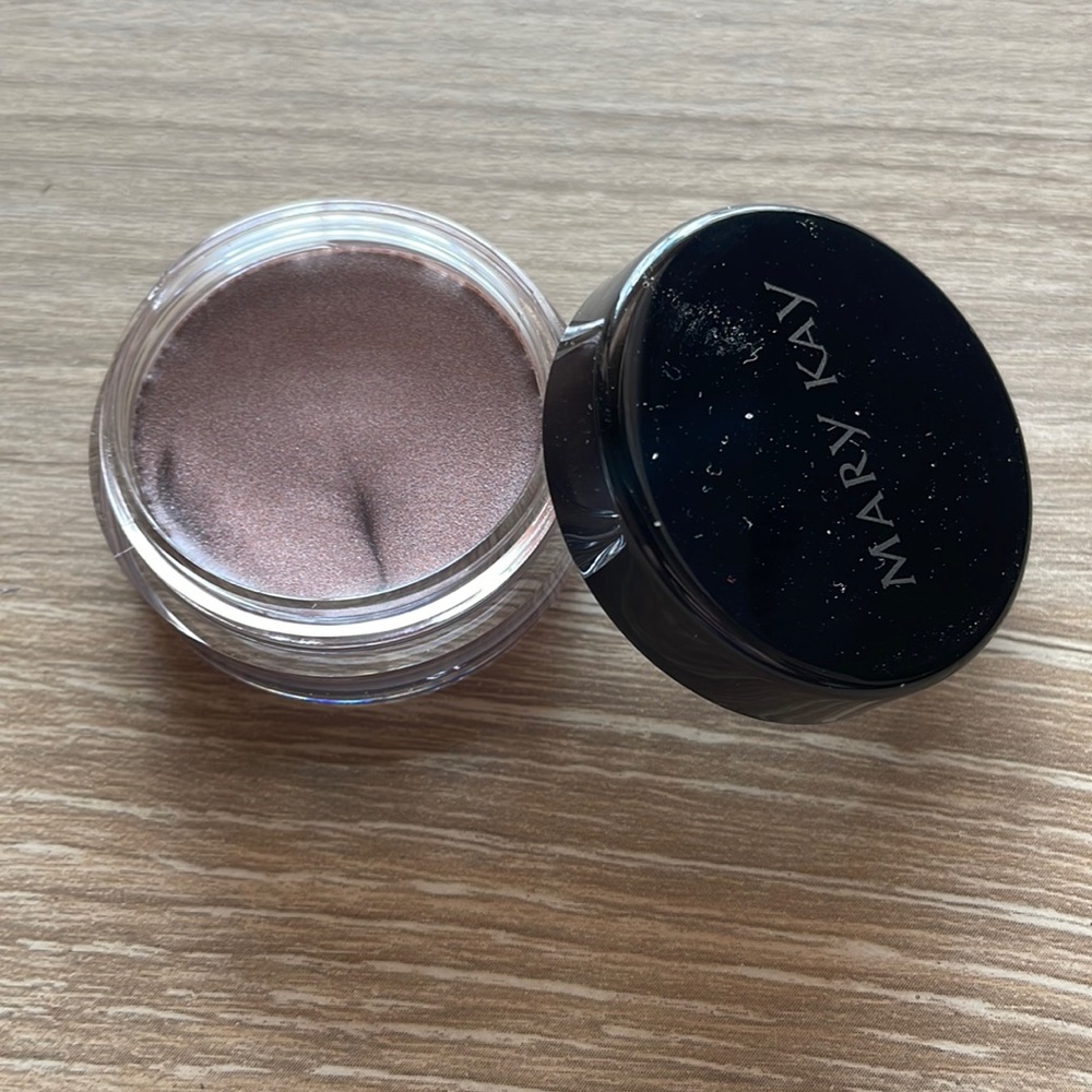 MaryKay cream eye color — Metallic Taupe